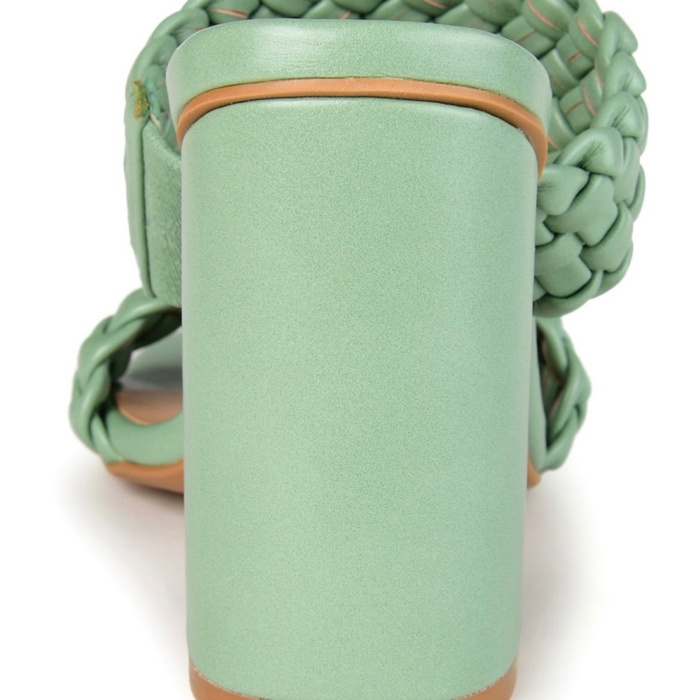 Journee Collection Women's Melissa Pumps - Picture 4 of 7